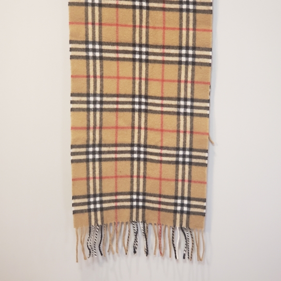 Burberry Beige Red Nova Check Scarf 100% Cashmere Made In Scotland Authentic EUC - Picture 5 of 5